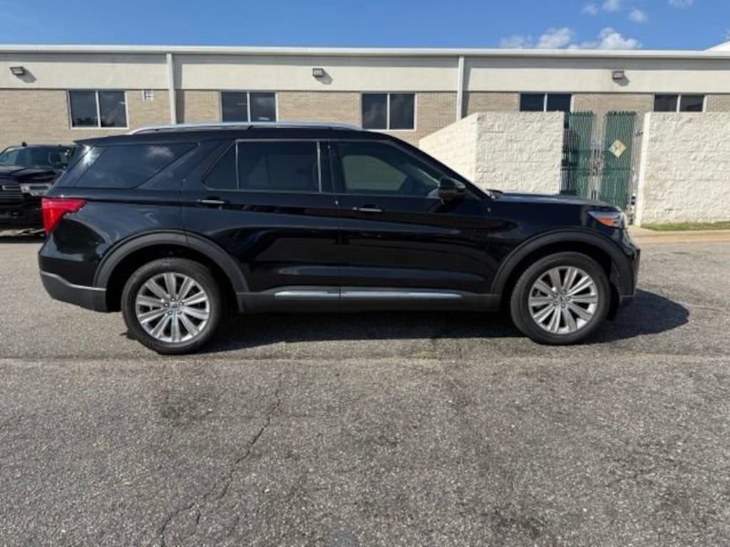 Used 2023 Ford Explorer Limited SUV