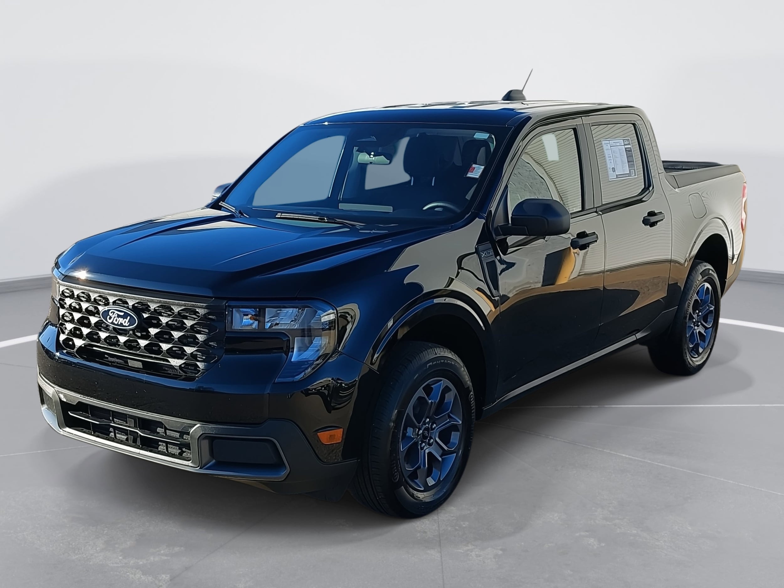 2025 Ford Maverick XLT's photo