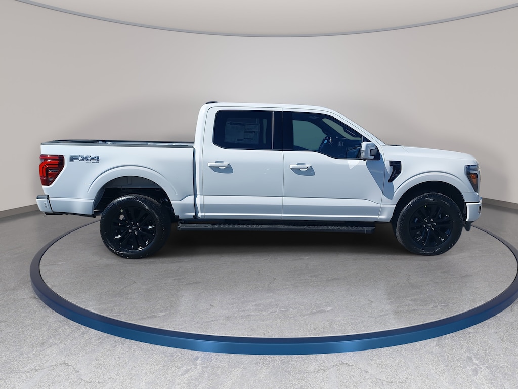 New 2026 Ford F-150 LARIAT LARIAT 4WD SuperCrew 5.5 Box