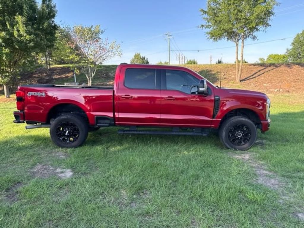 Used 2024 Ford F-350 LARIAT Truck Crew Cab
