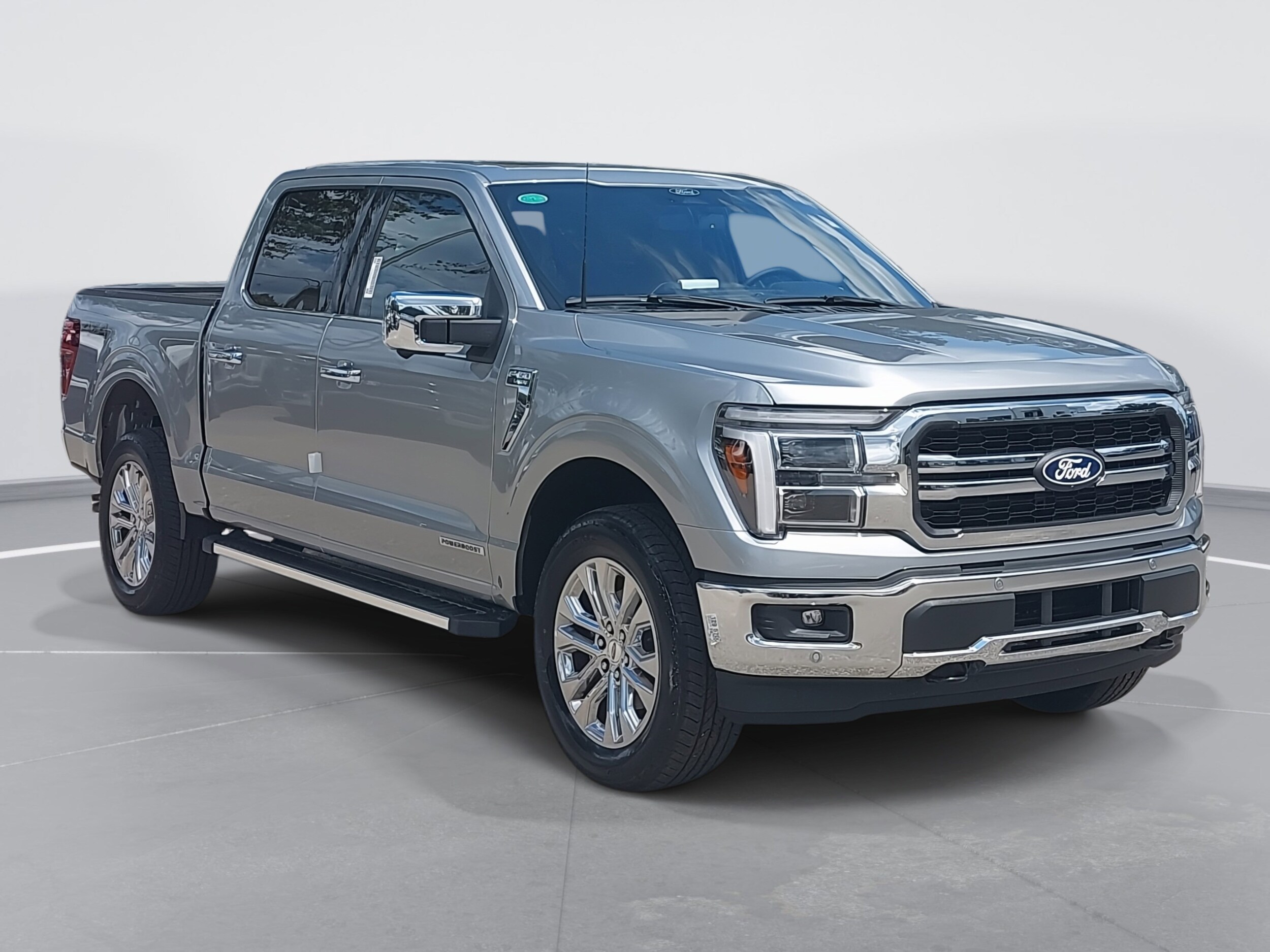 2025 Ford F-150 Lariat photo 3