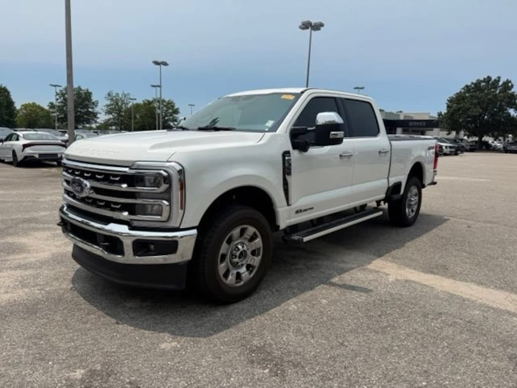 Used 2025 Ford F-350 XL Truck Crew Cab