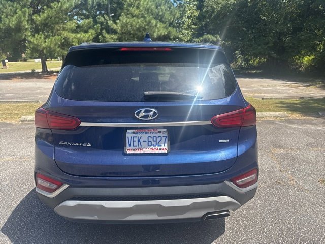 2020 Hyundai Santa Fe SEL photo 2