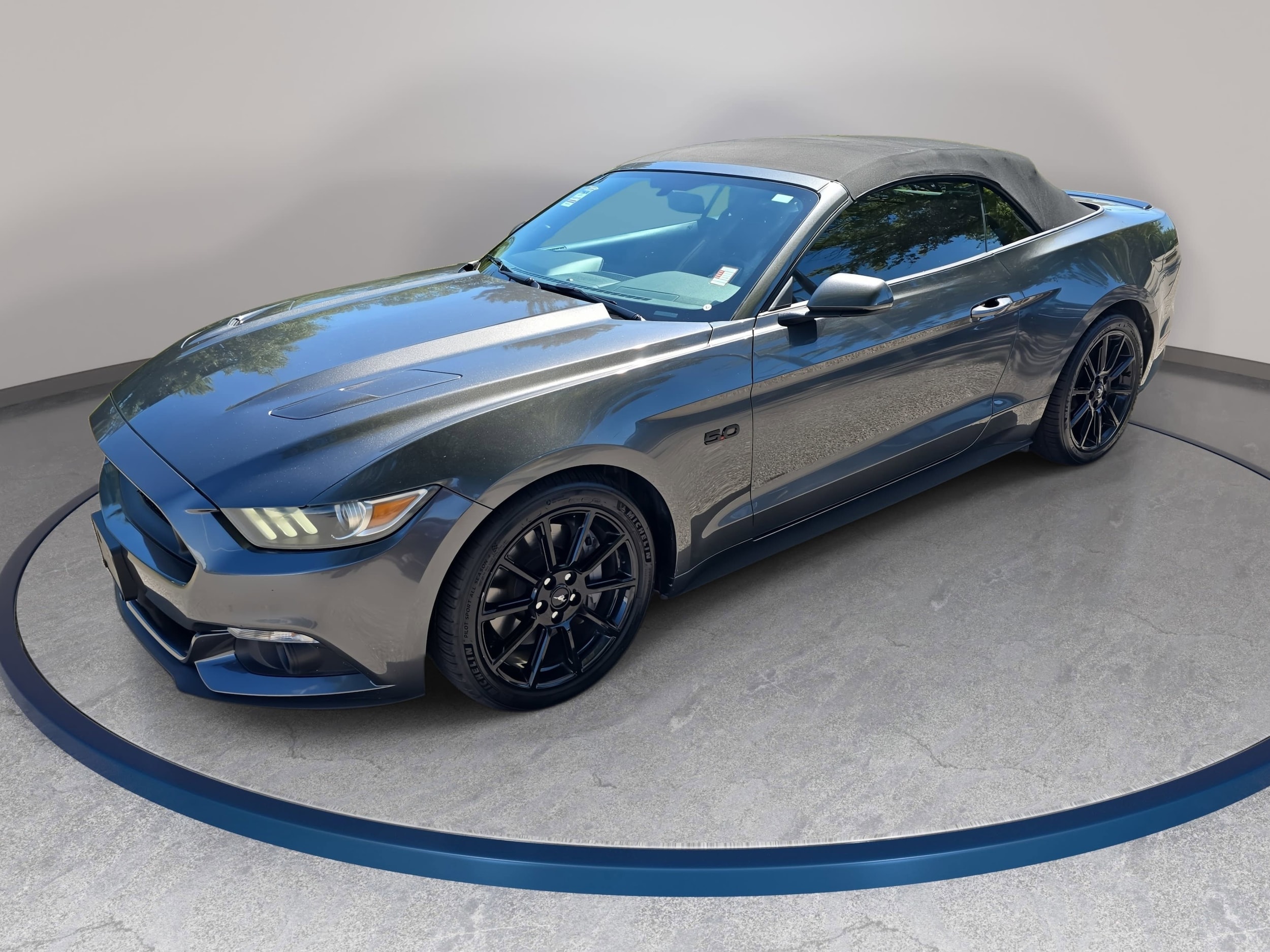 2016 Ford Mustang GT Convertible Premium's photo