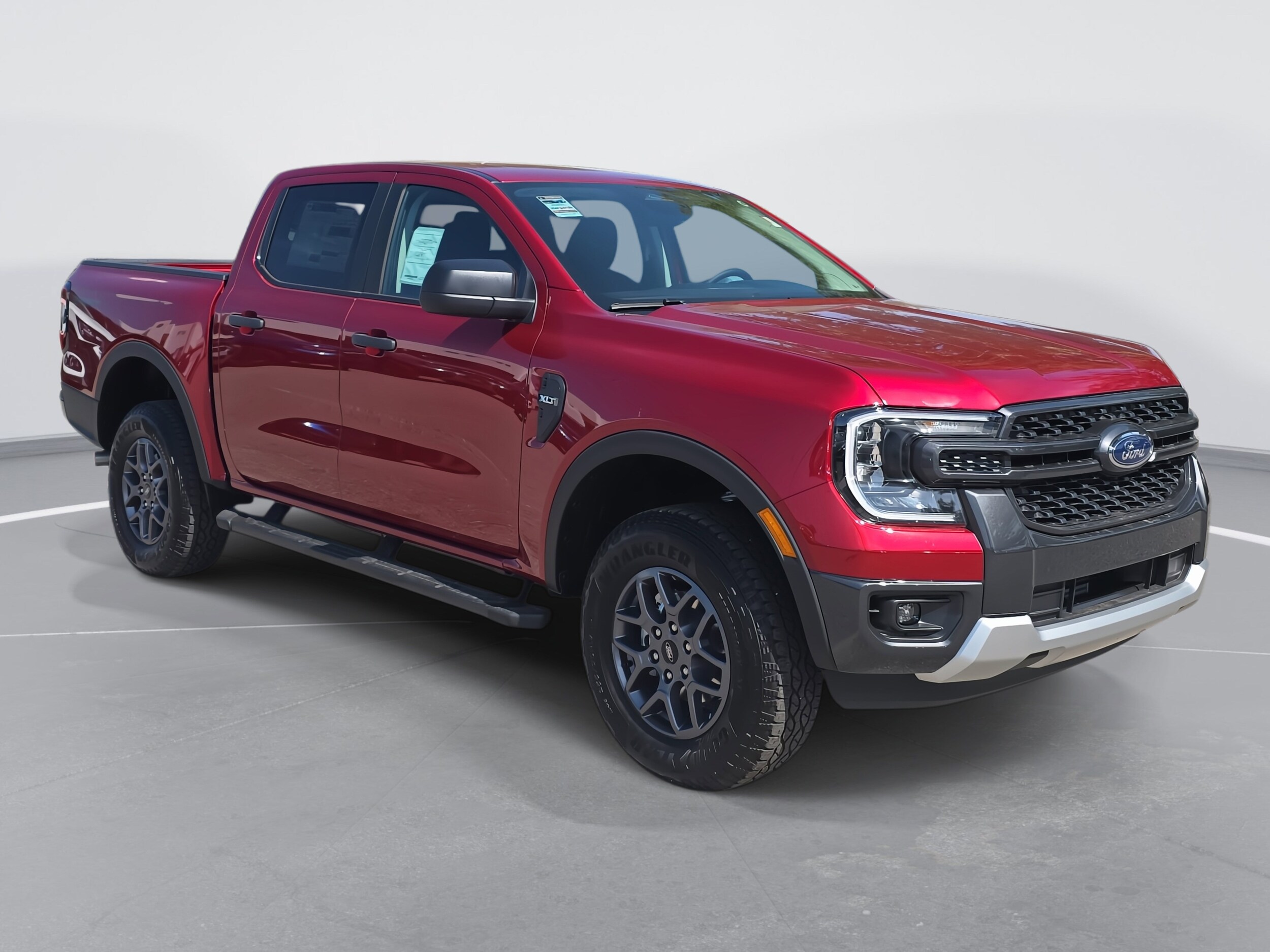 2025 Ford Ranger XLT photo 3