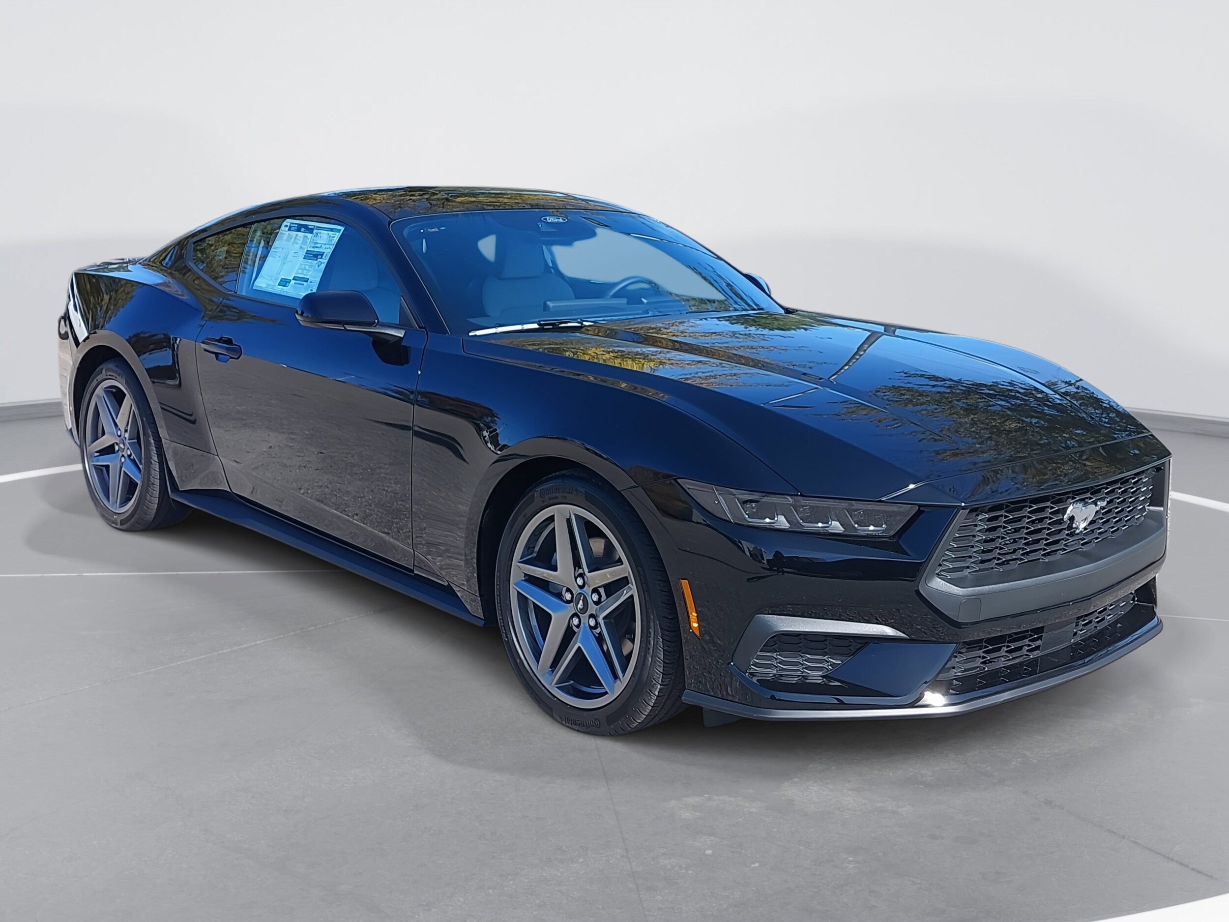 2026 Ford Mustang EcoBoost photo 3