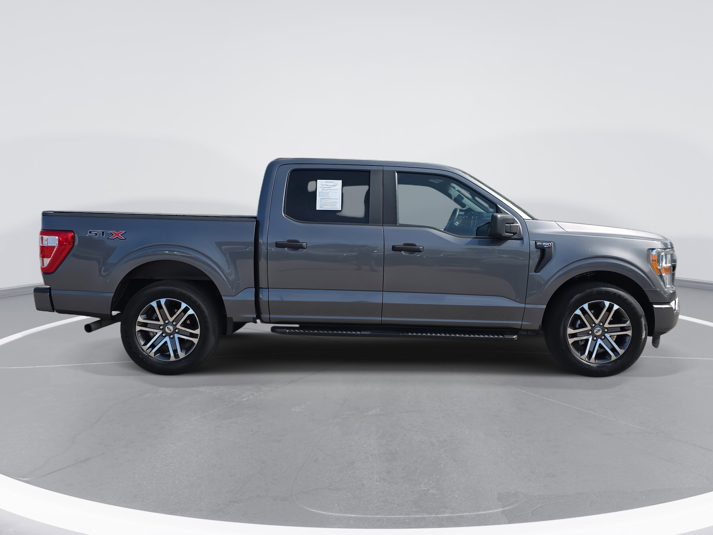 2021 Ford F-150 XL photo 4