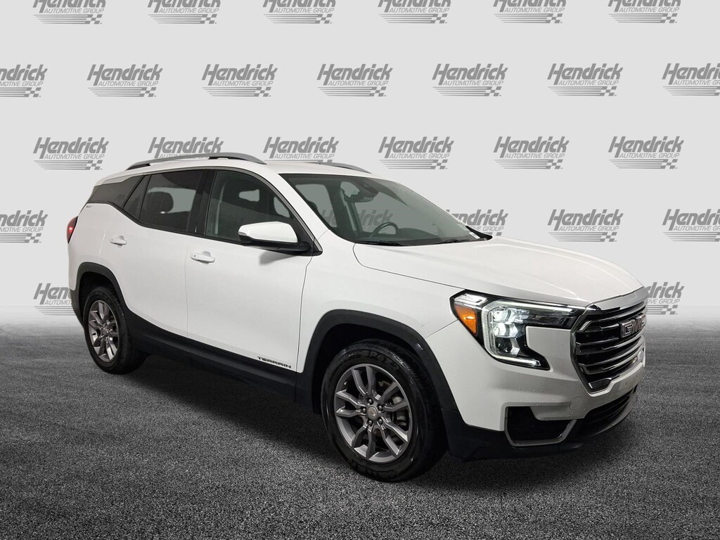 Used 2024 GMC Terrain SLT SUV