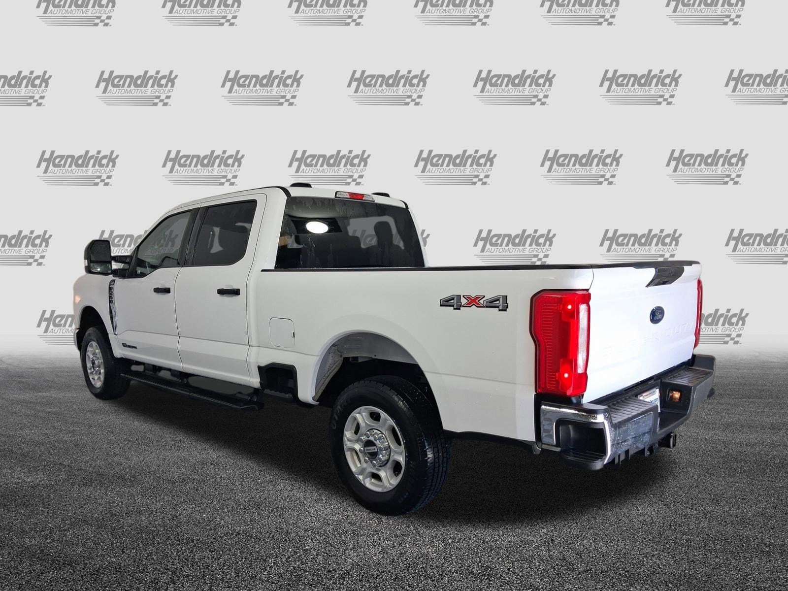 2025 Ford Super Duty F-250 SRW XLT photo 6