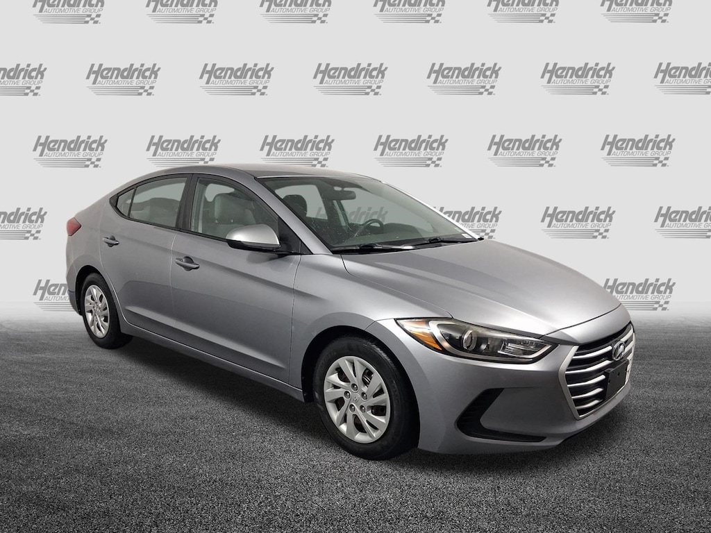 Used 2017 Hyundai Elantra SE Sedan