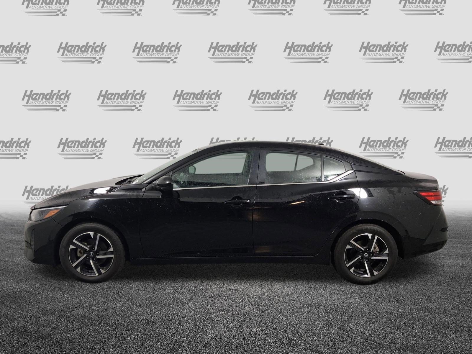 2024 Nissan Sentra SV photo 6