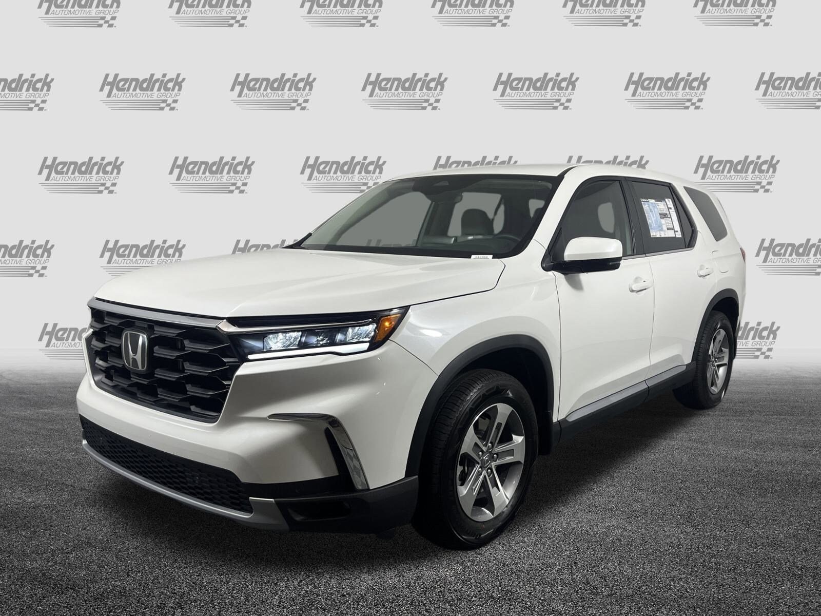 2025 Honda Pilot EX-L photo 3