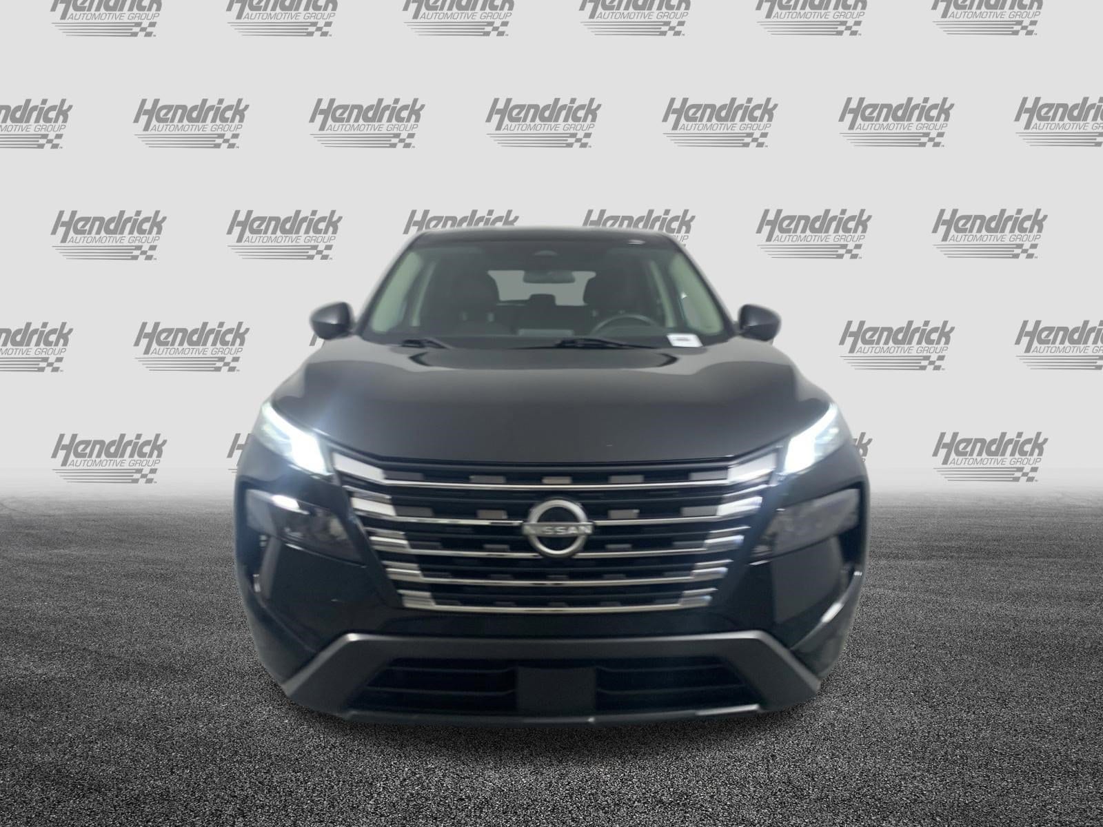 2024 Nissan Rogue S photo 2