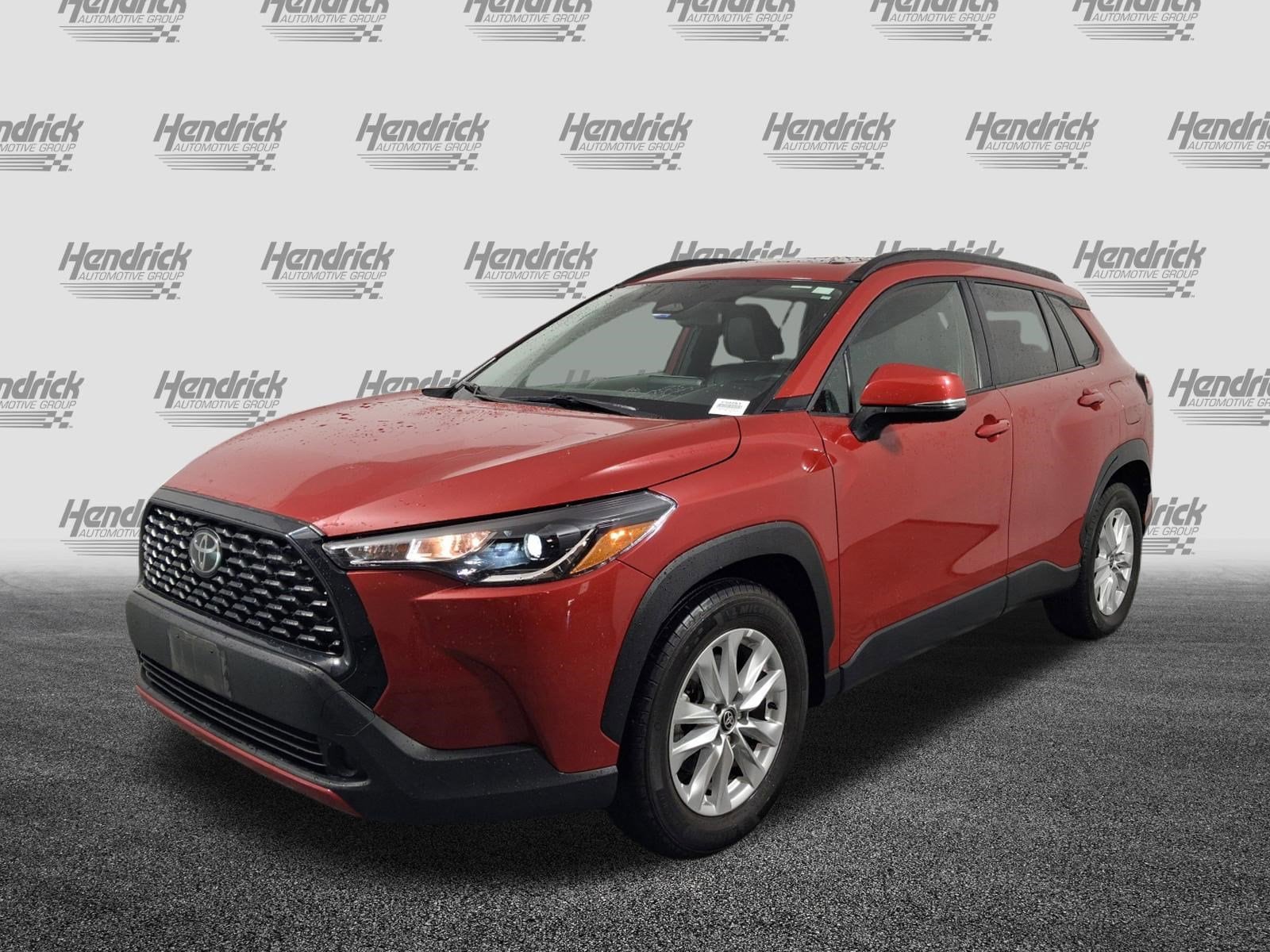 2024 Toyota Corolla Cross LE photo 4