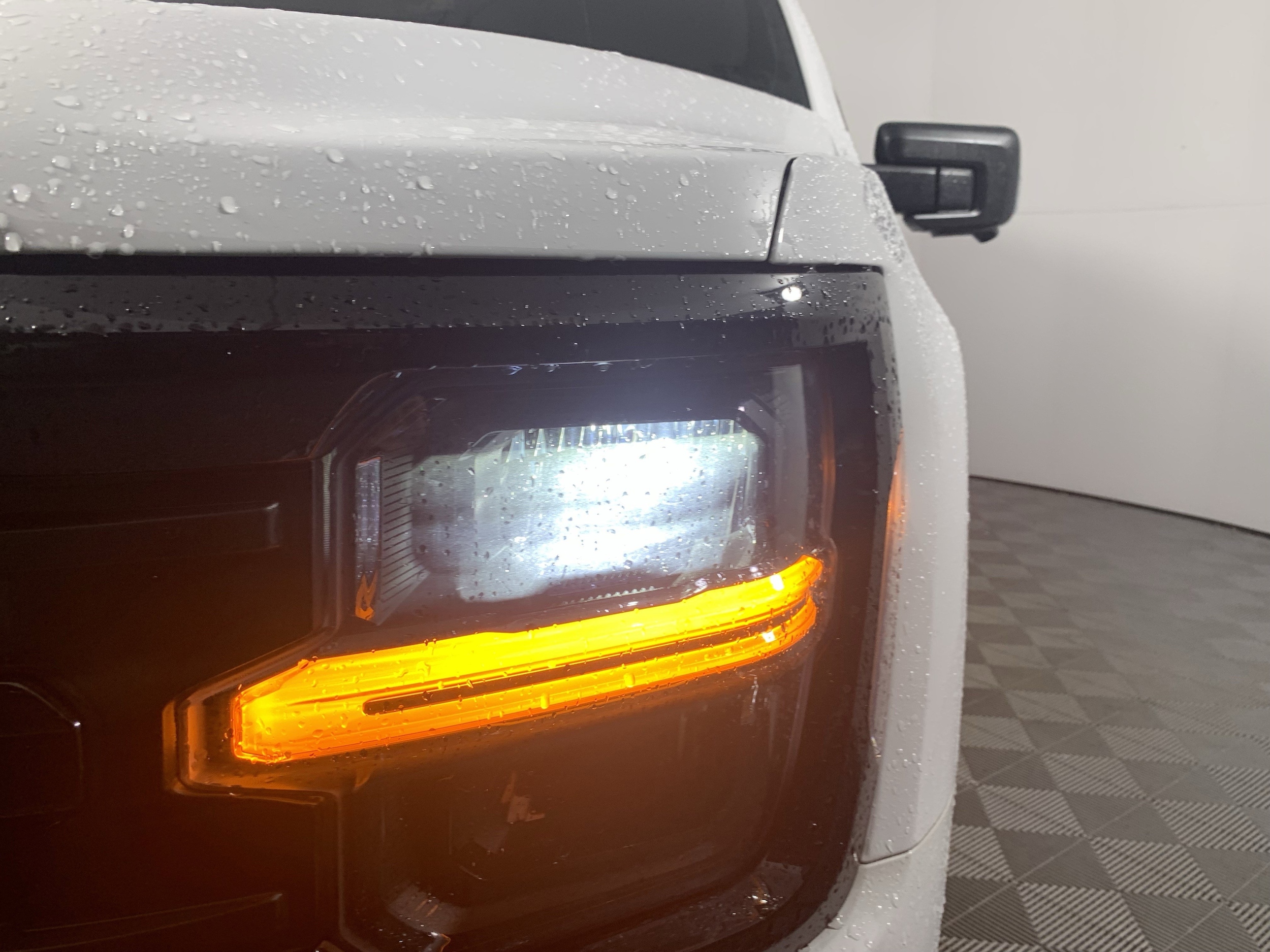 2024 Ford F-150 XLT photo 4