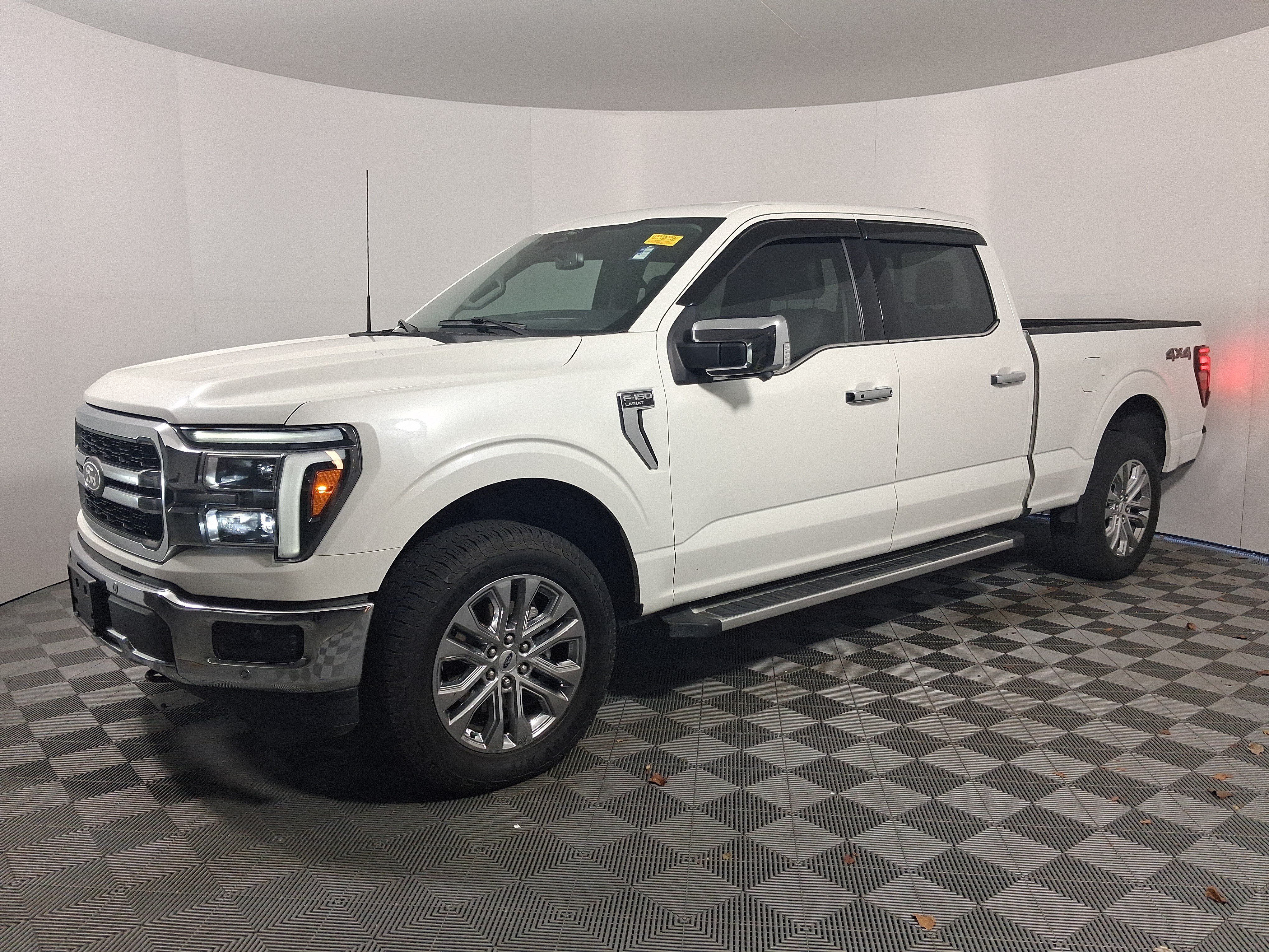 Used 2025 Ford F-150 LARIAT Pickup