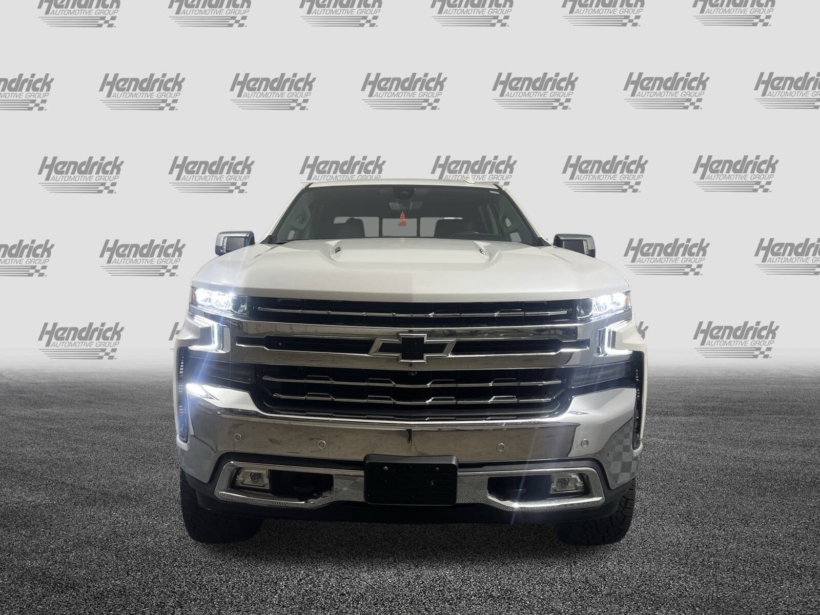 2019 Chevrolet Silverado 1500 LTZ photo 2