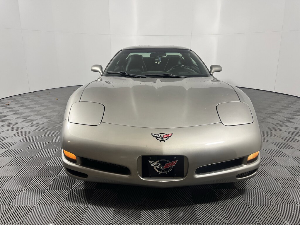 Used 2000 Chevrolet Corvette Coupe
