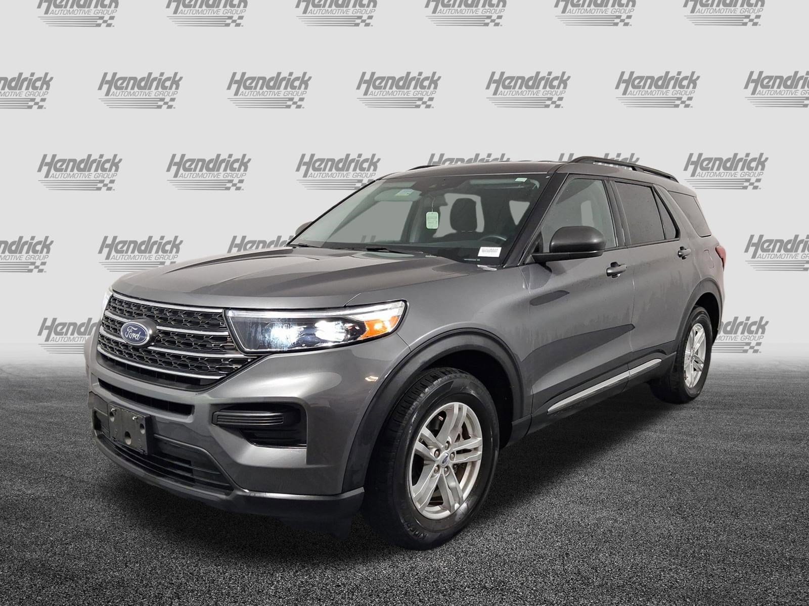 2023 Ford Explorer XLT photo 4