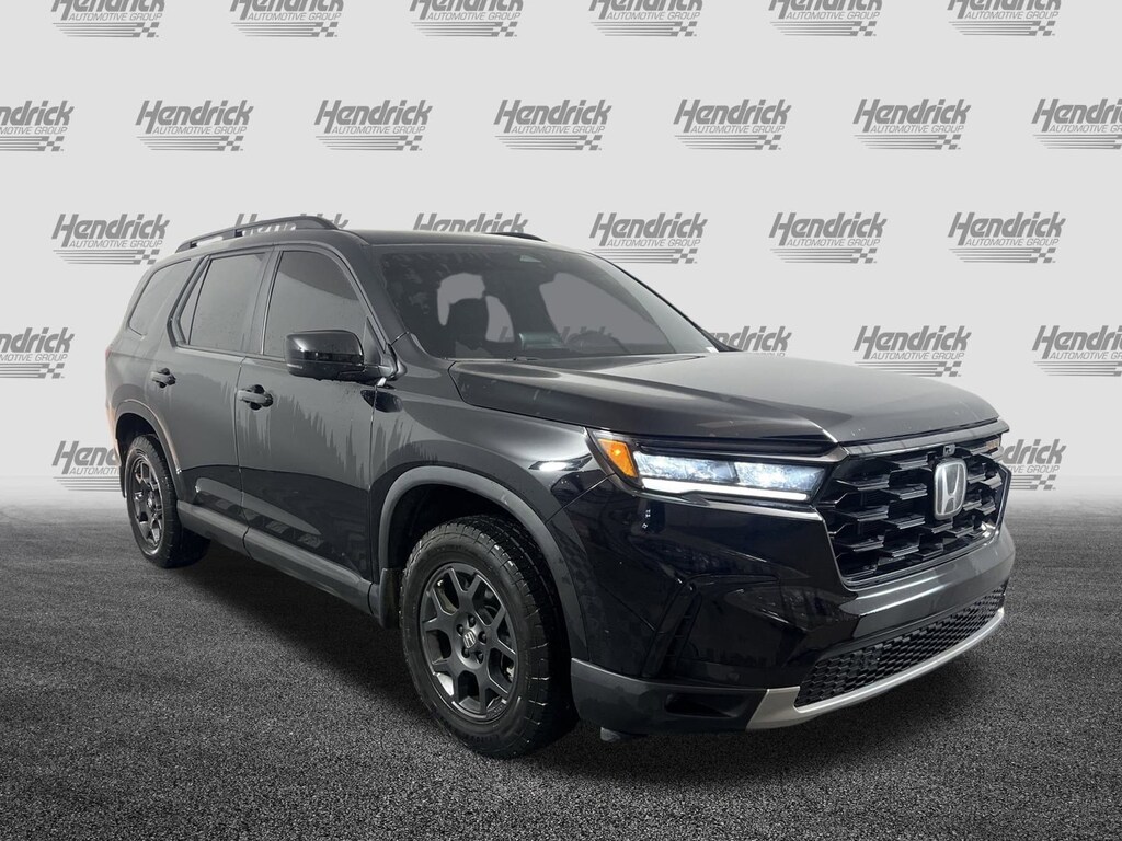 Certified 2025 Honda Pilot TrailSport SUV