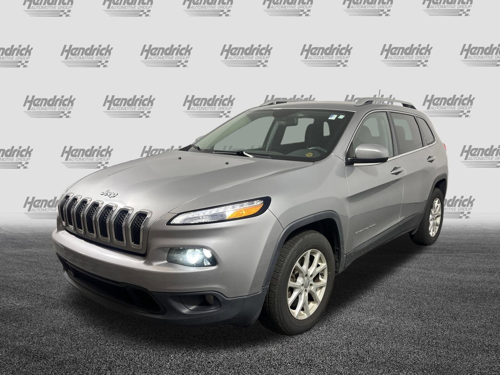 2017 Jeep Cherokee Latitude photo 3