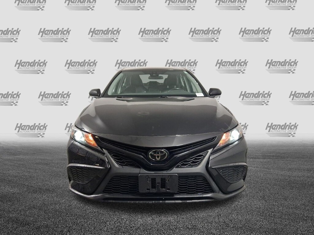 Used 2023 Toyota Camry SE Sedan