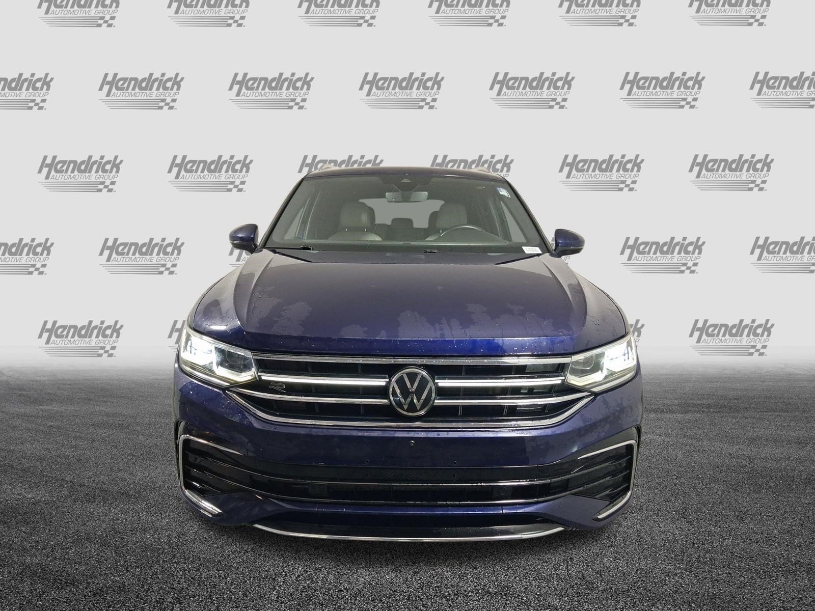 Volkswagen Tiguan SEL R-Line