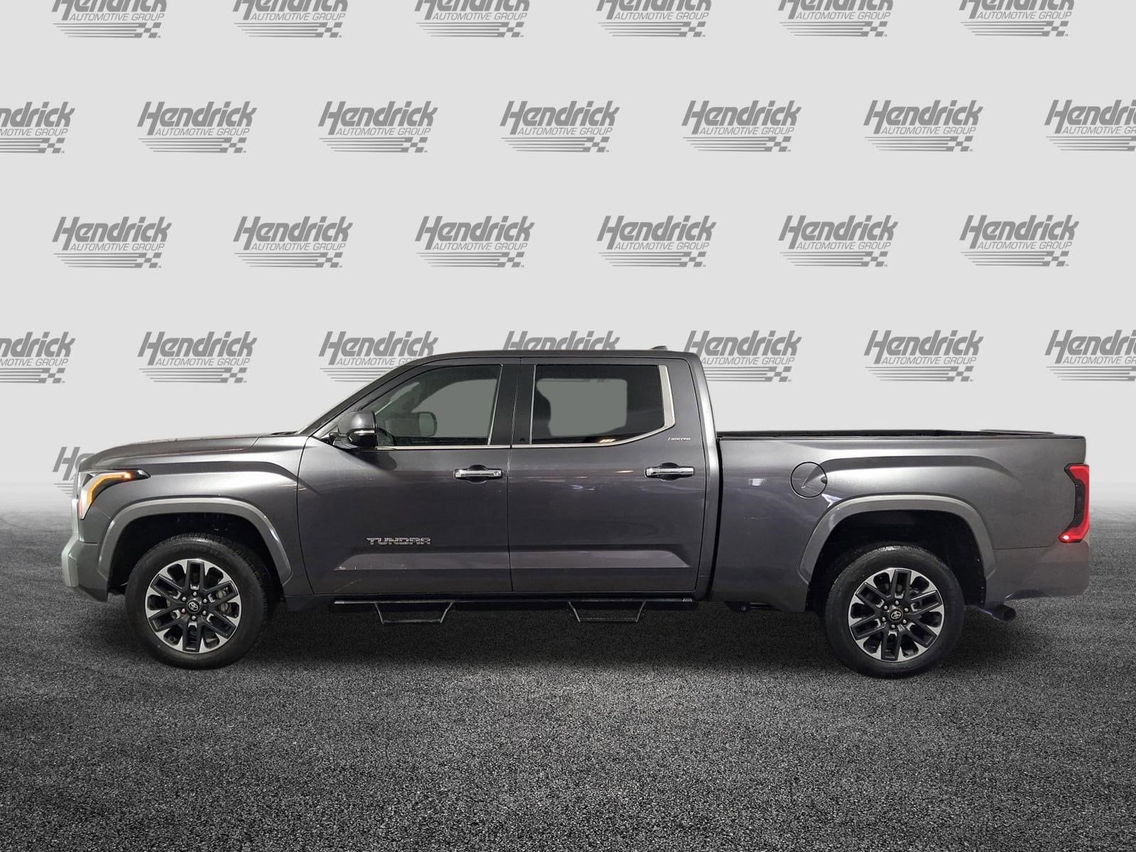 2025 Toyota Tundra 4WD Limited photo 5