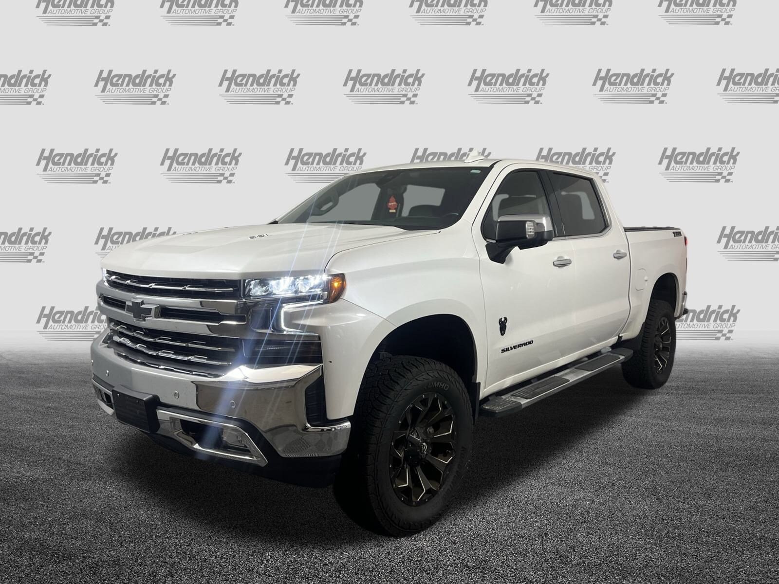 2019 Chevrolet Silverado 1500 LTZ photo 3
