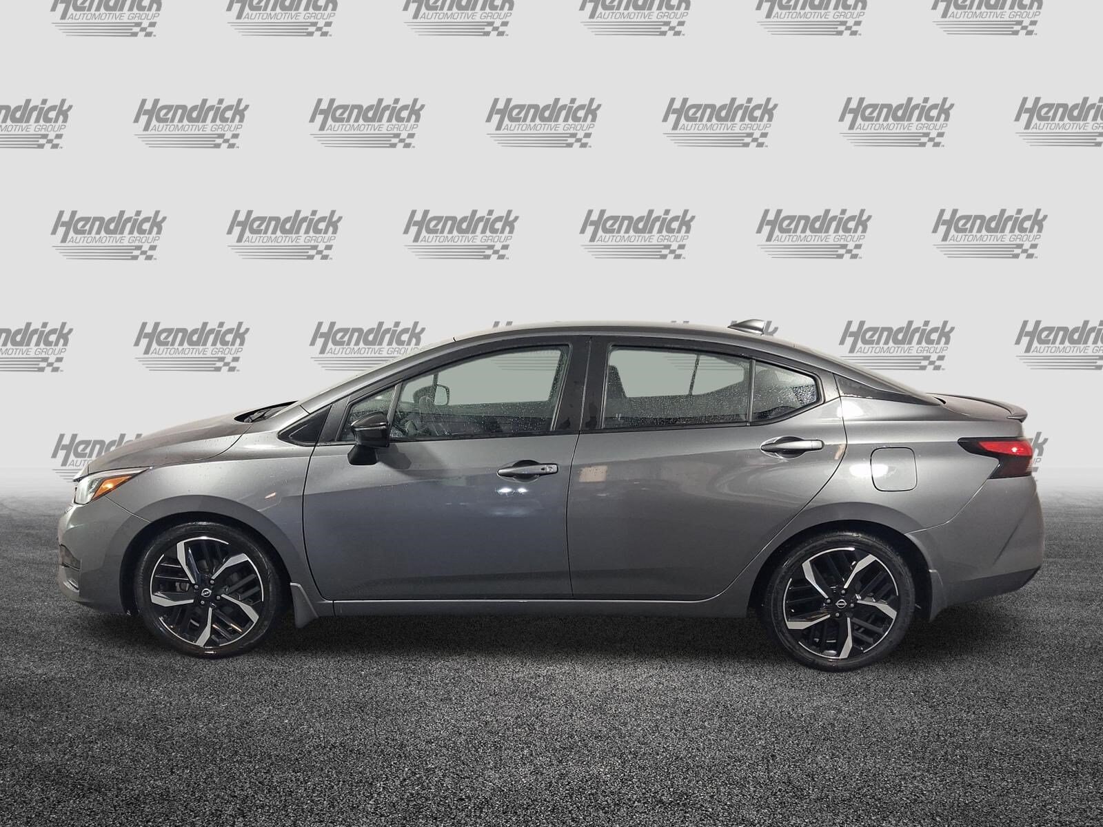 2025 Nissan Versa SR