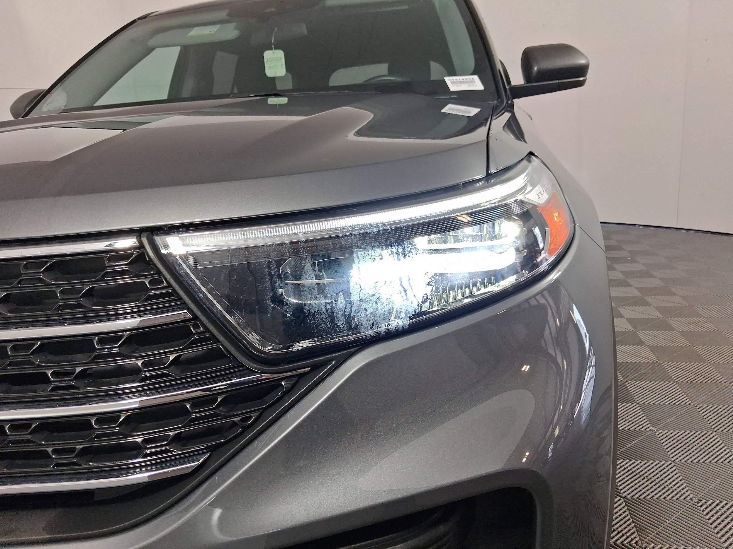 2023 Ford Explorer XLT photo 5