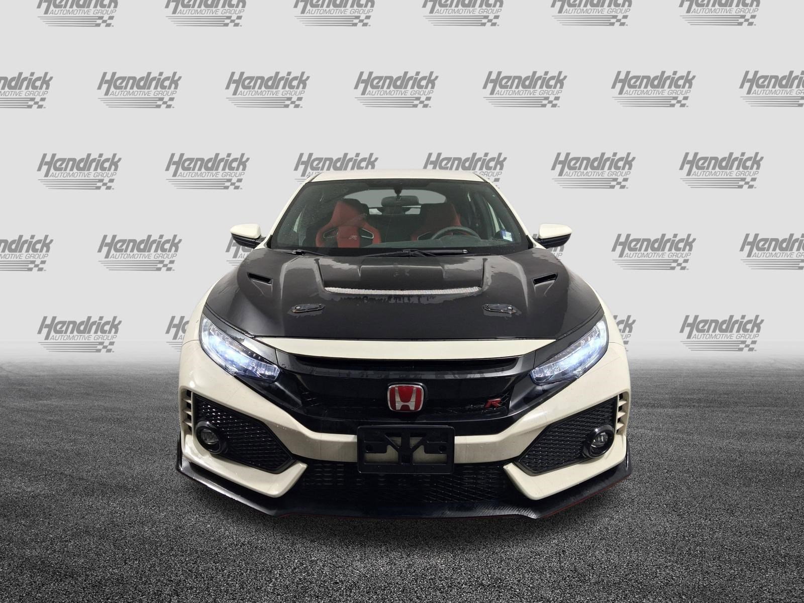 2018 Honda Civic Type R Touring photo 2