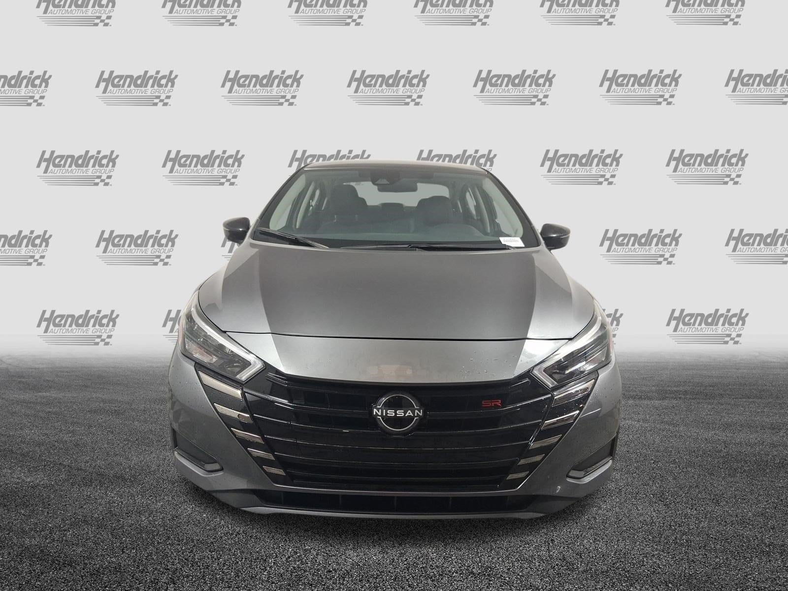Nissan Versa SR