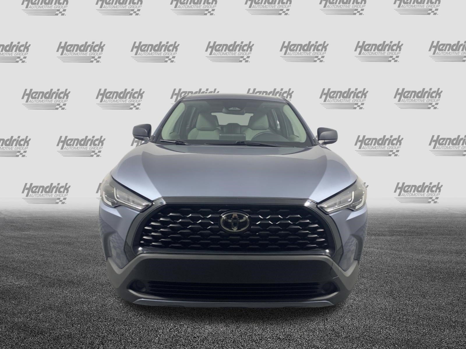 2025 Toyota Corolla Cross L photo 2