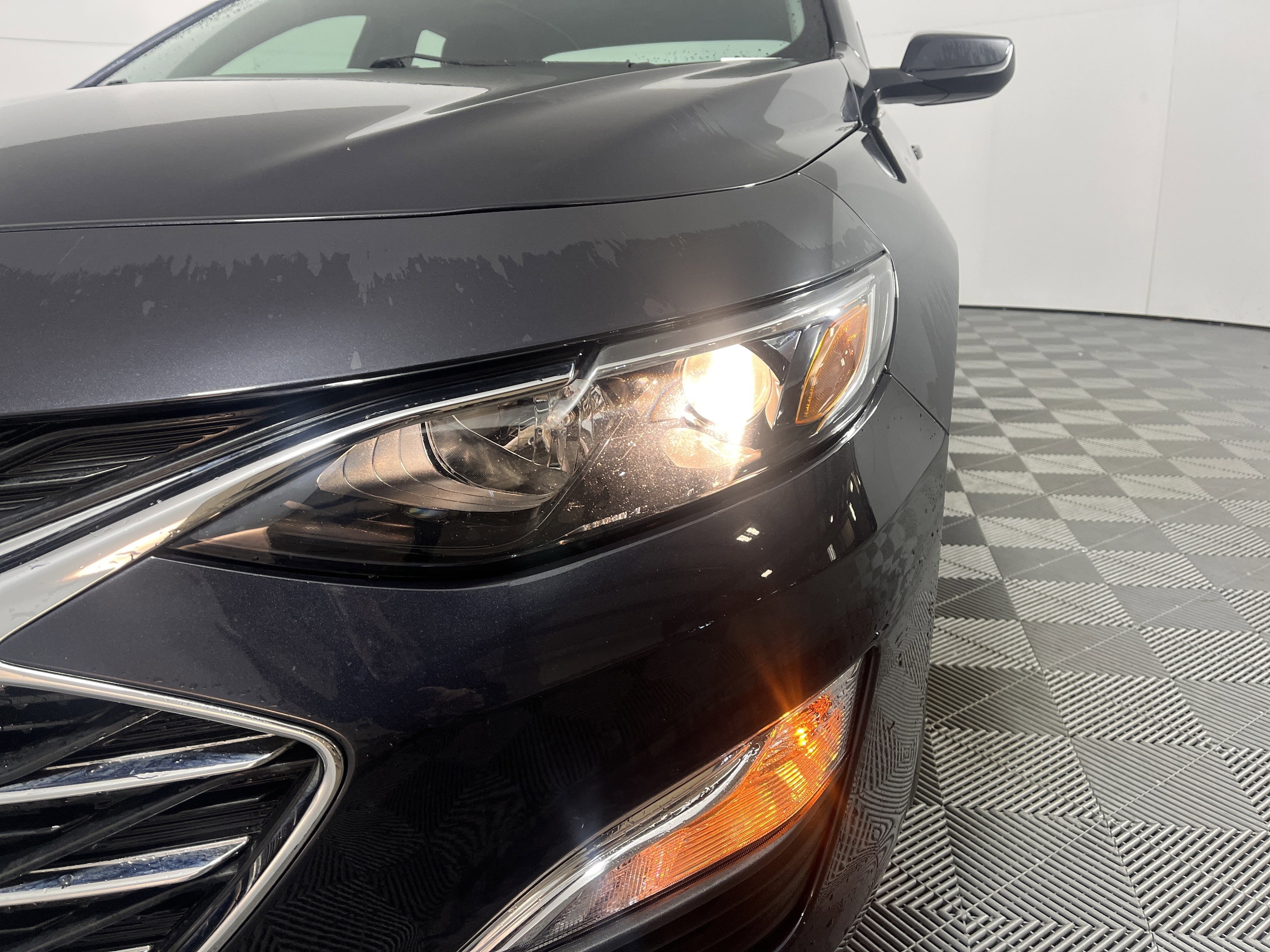 2022 Chevrolet Malibu LS photo 5