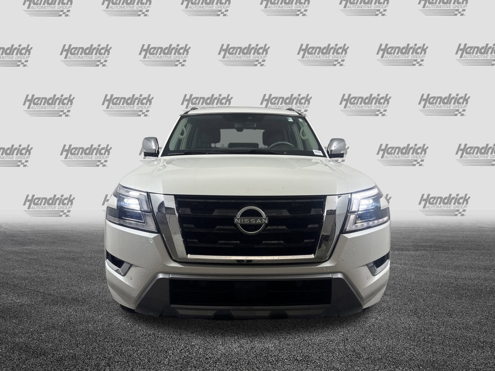 2023 Nissan Armada Platinum photo 2