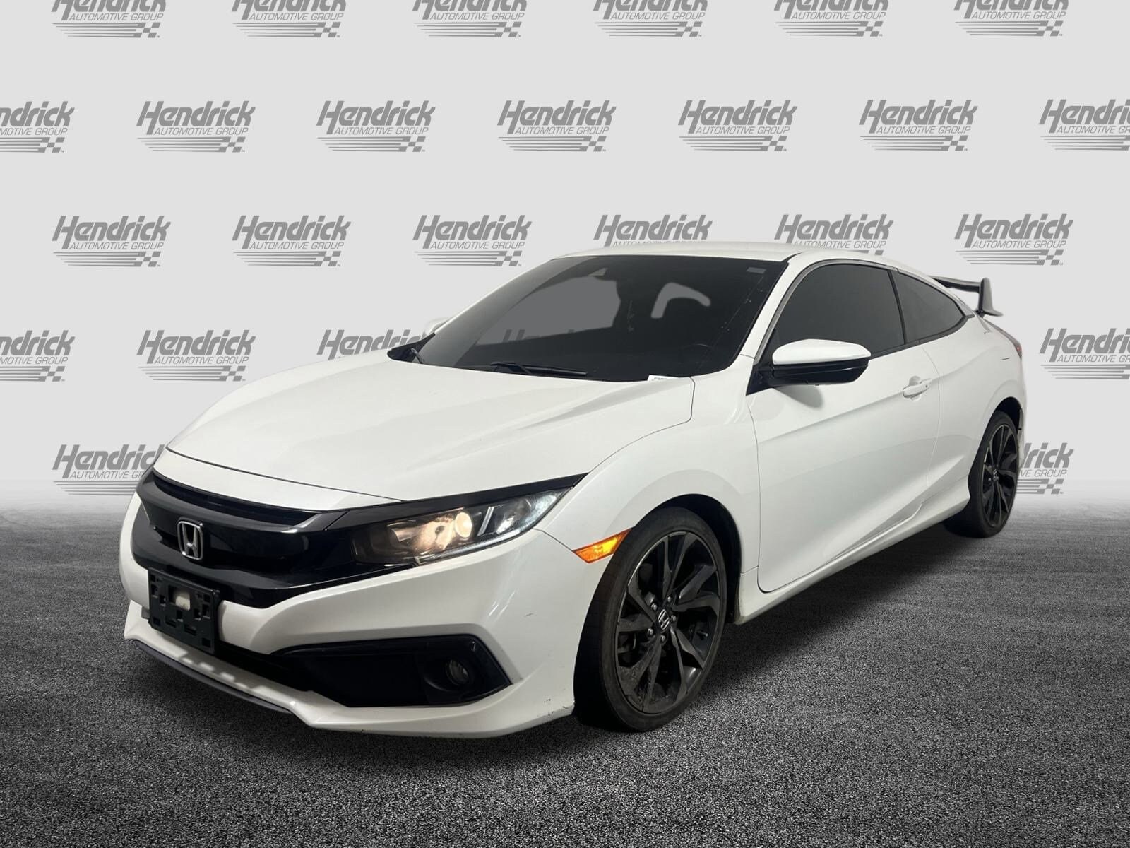 2019 Honda Civic Sport photo 3