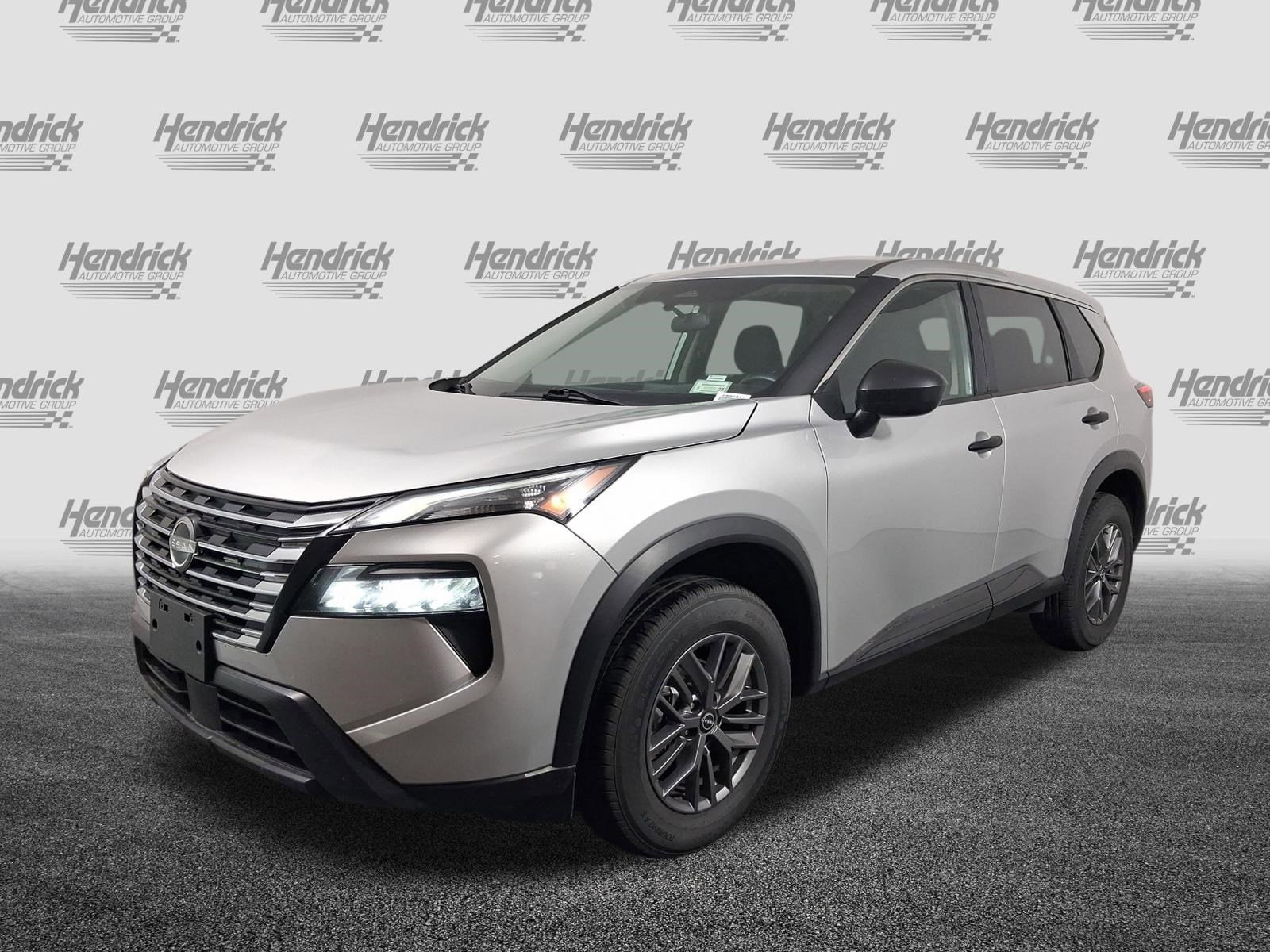 2024 Nissan Rogue S photo 4