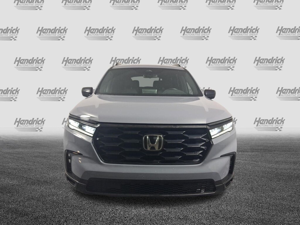 Used 2025 Honda Pilot Sport SUV