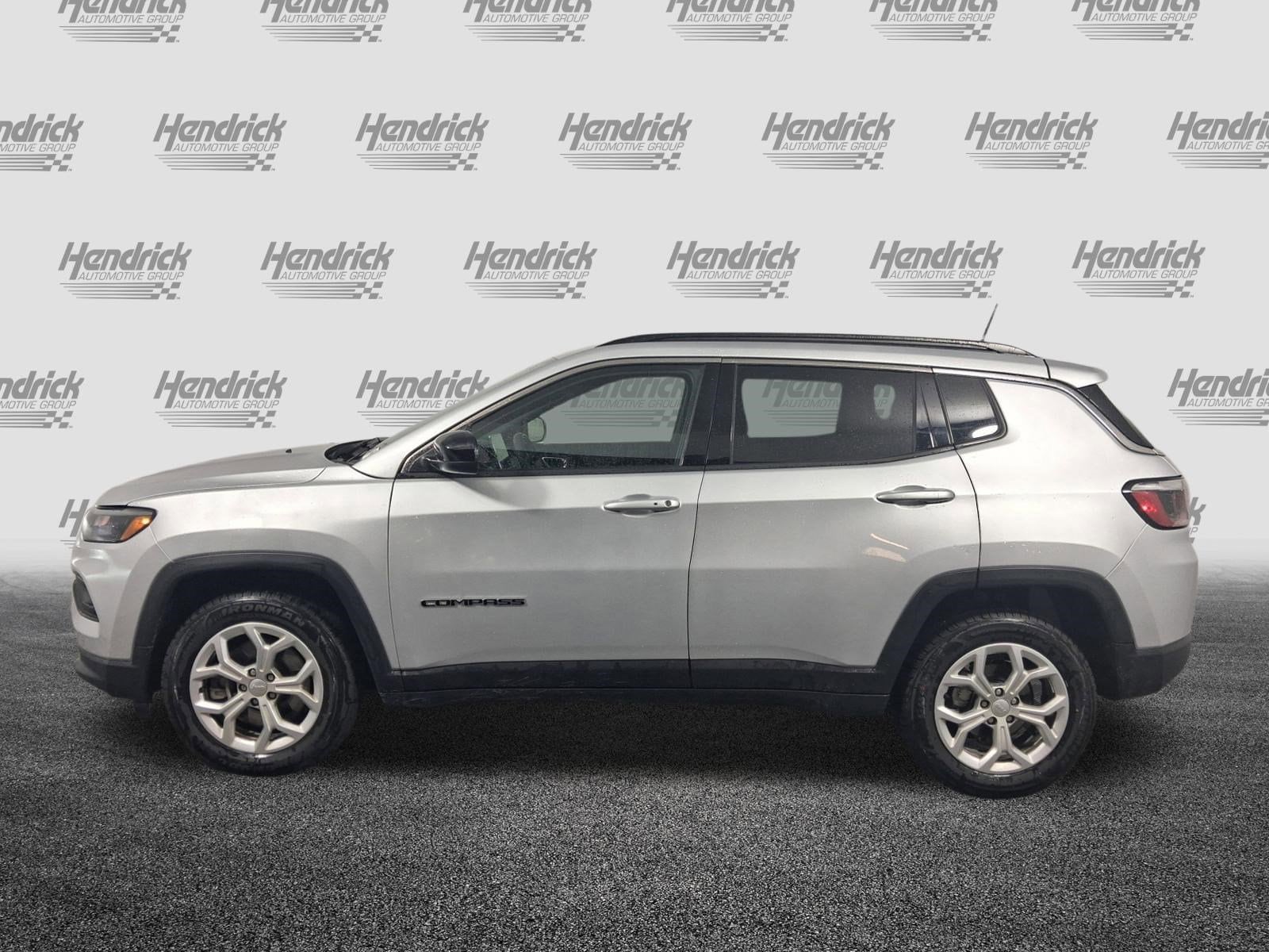 2024 Jeep Compass Latitude photo 6