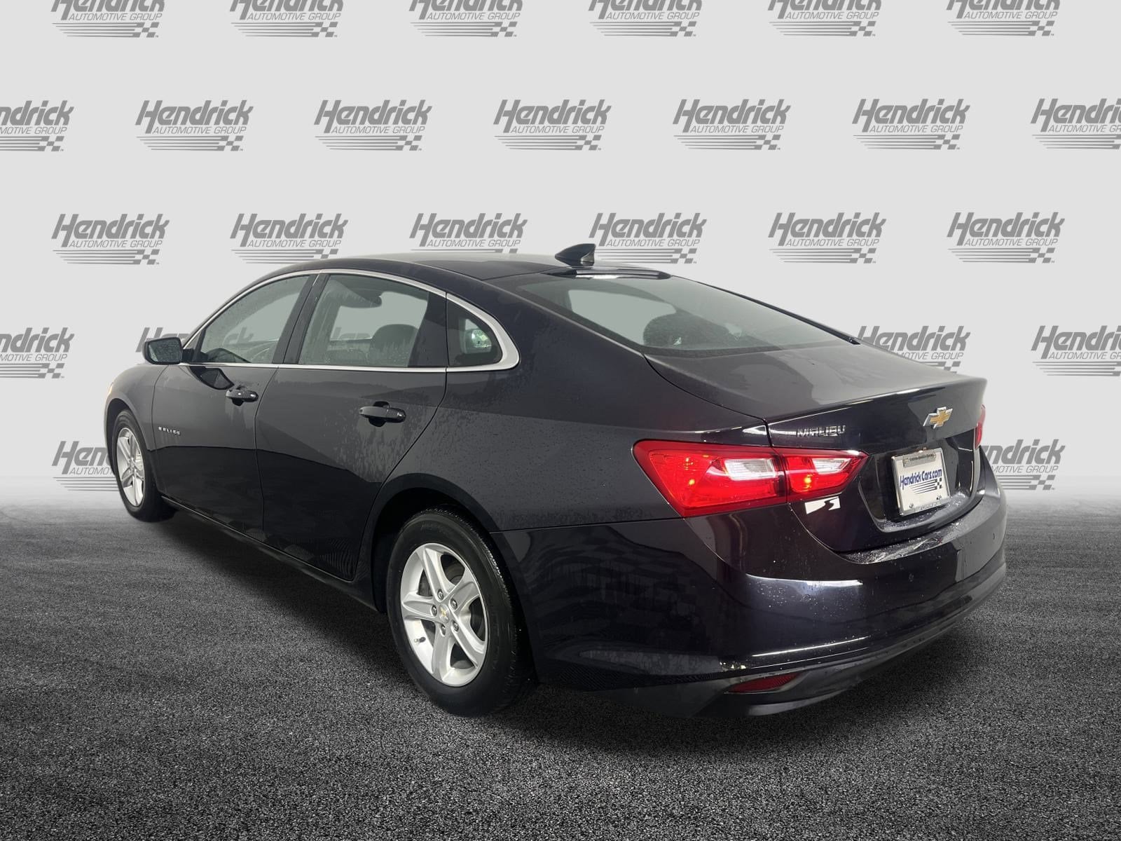 2022 Chevrolet Malibu LS photo 3