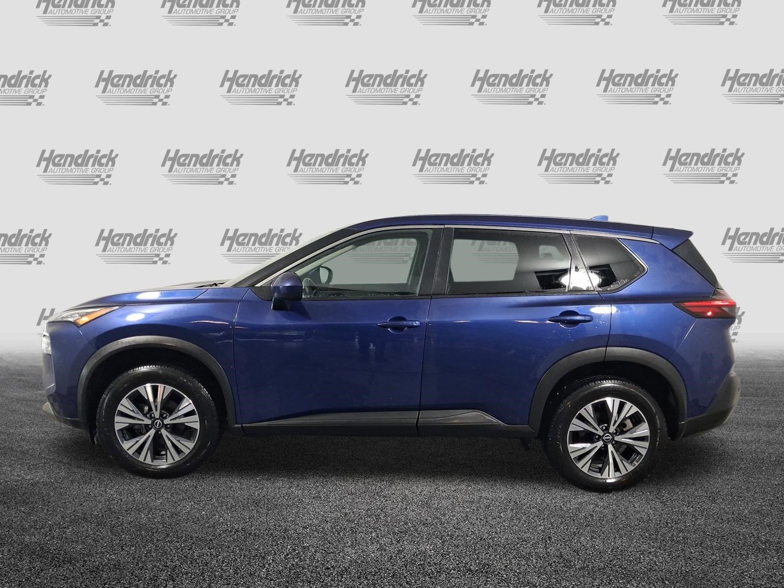 2023 Nissan Rogue SV photo 6