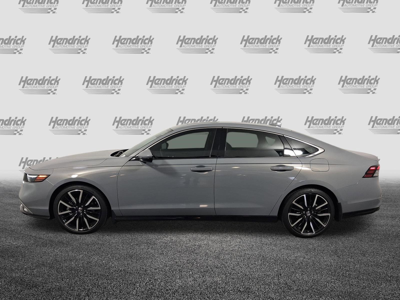 2025 Honda Accord Hybrid Touring photo 6
