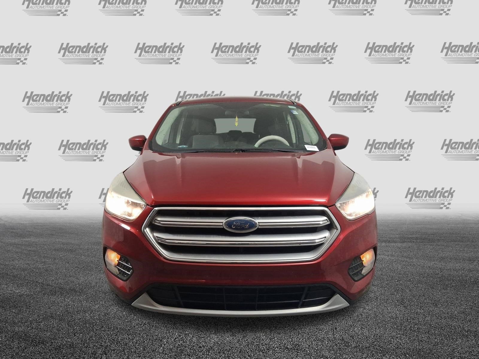 2017 Ford Escape SE photo 3