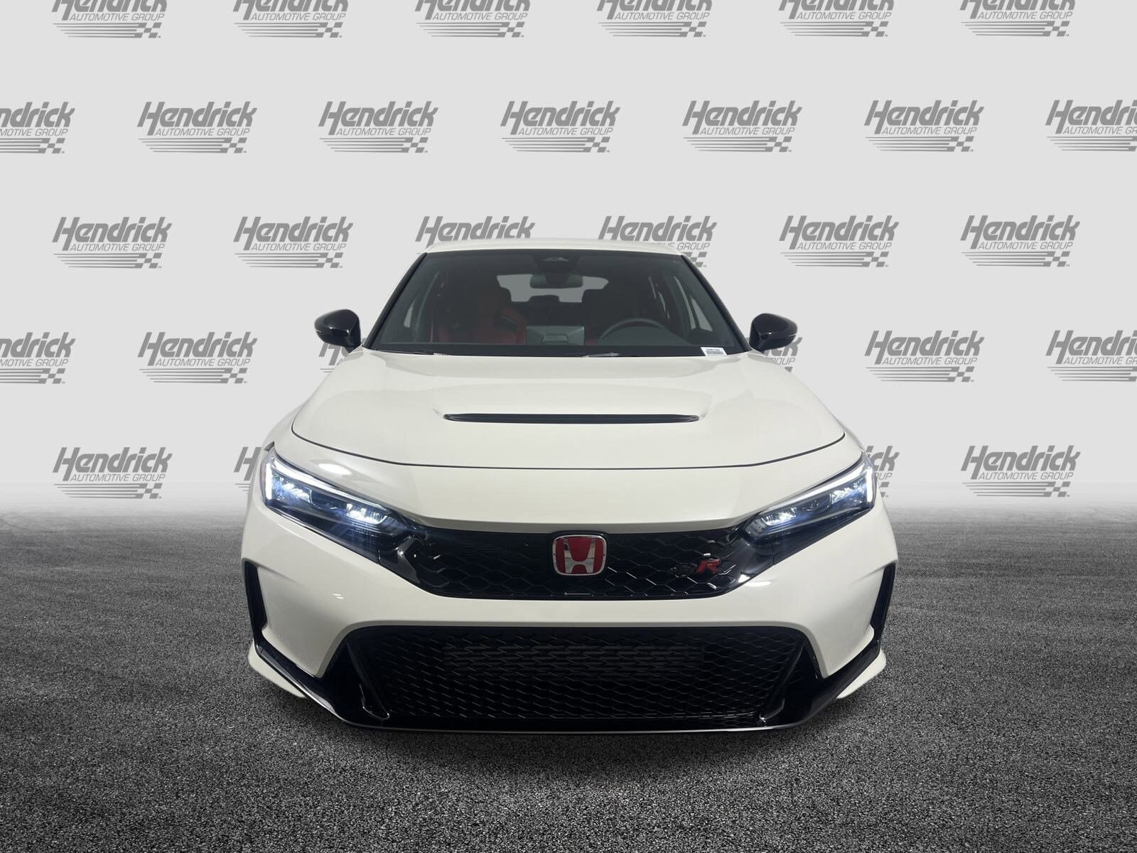 2025 Honda Civic Type R photo 2
