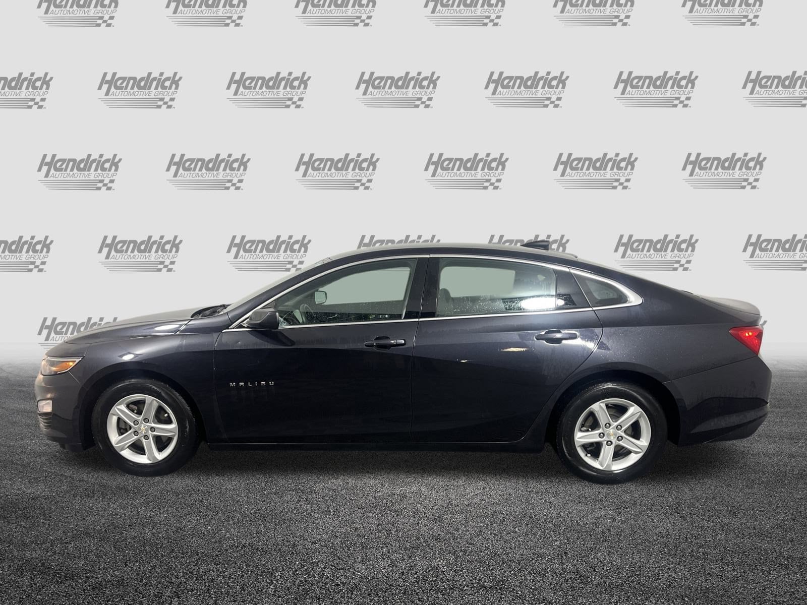 2022 Chevrolet Malibu LS photo 6