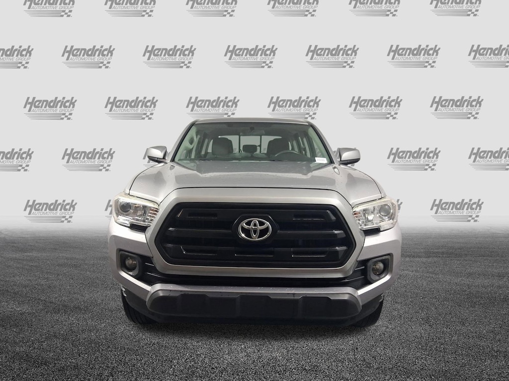 Used 2016 Toyota Tacoma SR Pickup