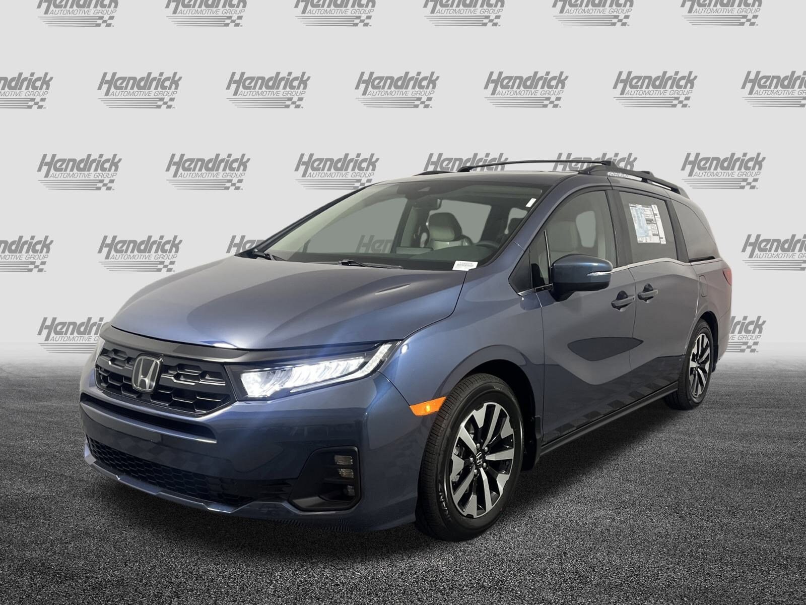 2026 Honda Odyssey EX-L photo 3