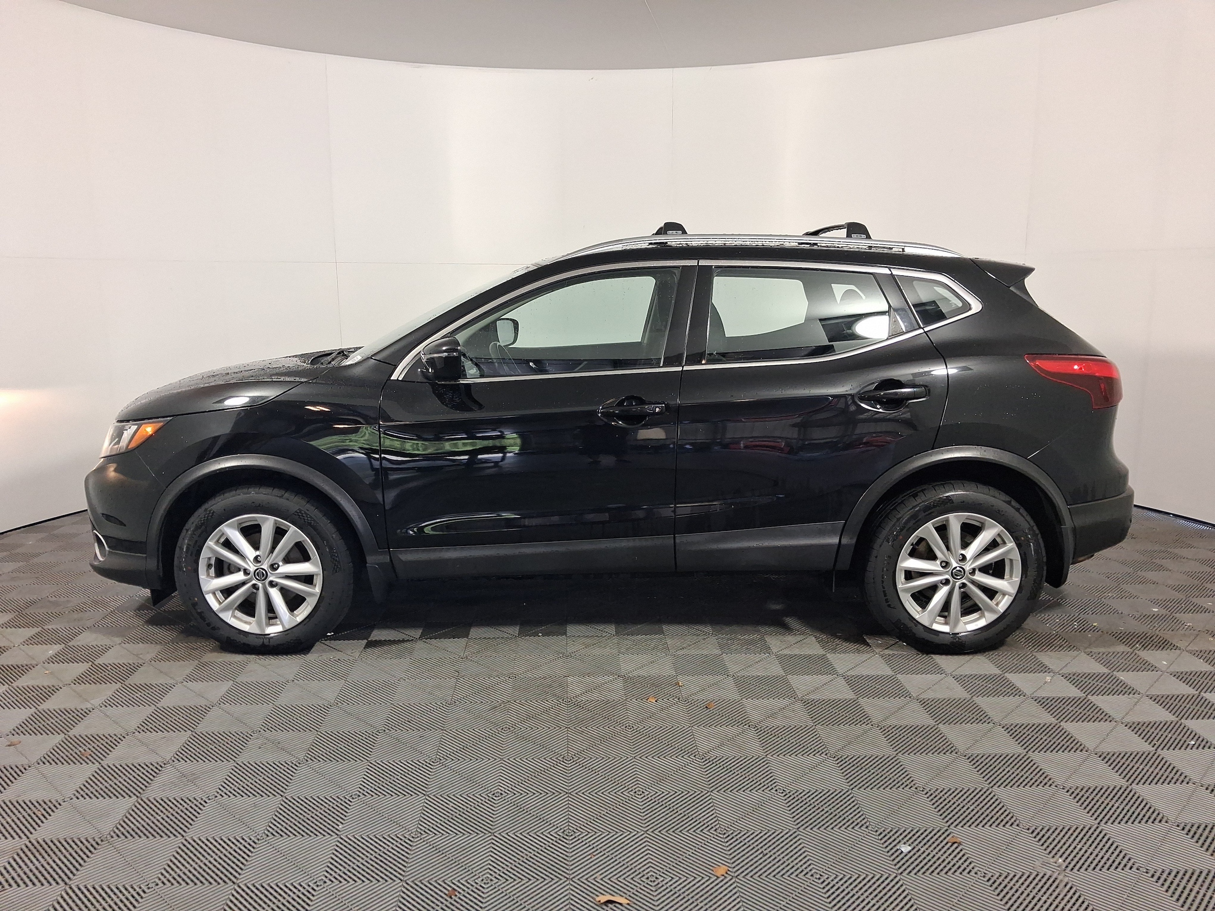 Nissan Rogue Sport SV
