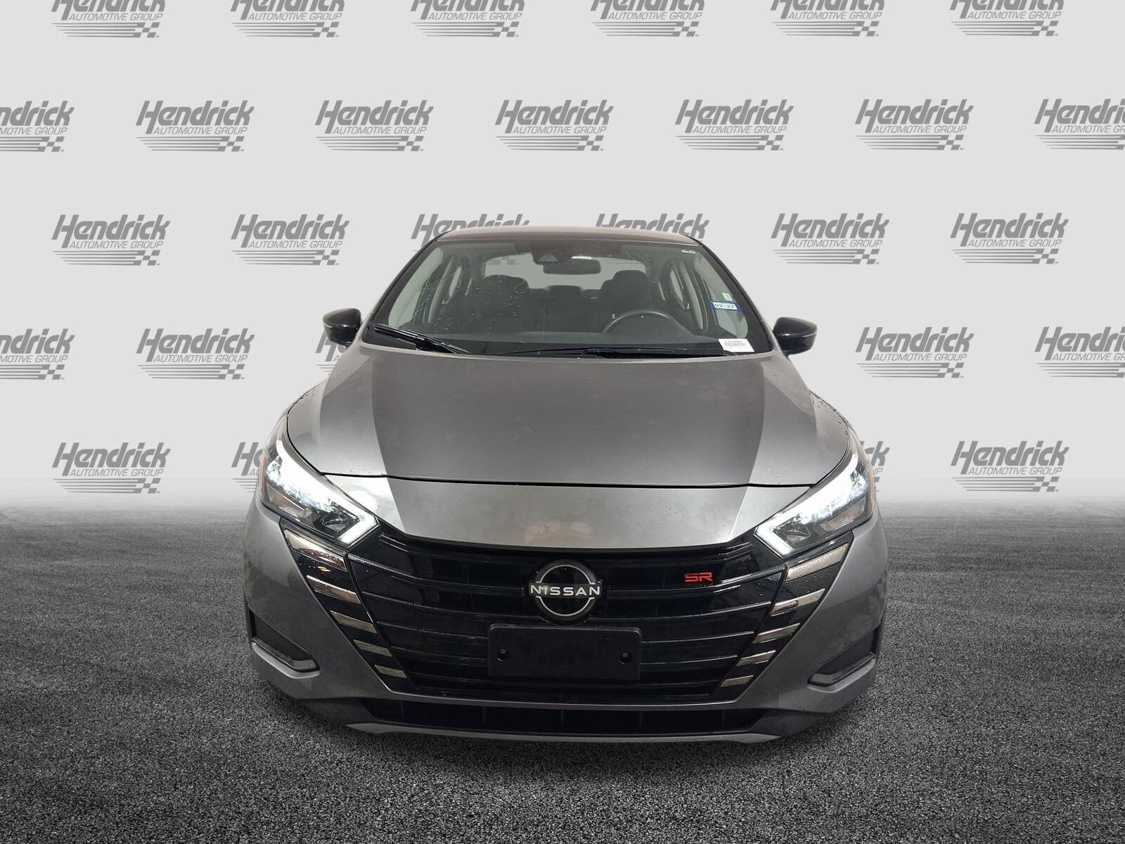 2025 Nissan Versa SR